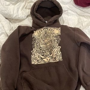 vintage brown hoodie with cool print